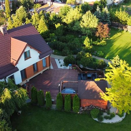 Vila Dom Ogrodem Otulony Bakalarzewo Exteriér fotografie